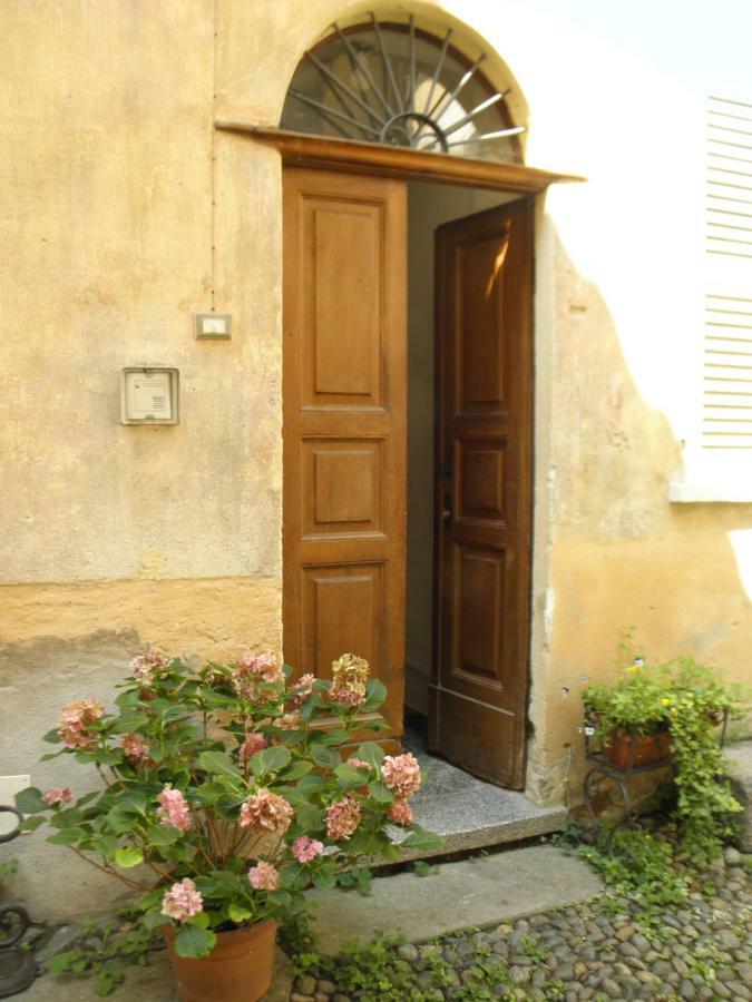 Al vicolo del Gallo Varallo Esterno foto