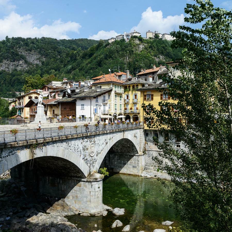 Al vicolo del Gallo Varallo Esterno foto
