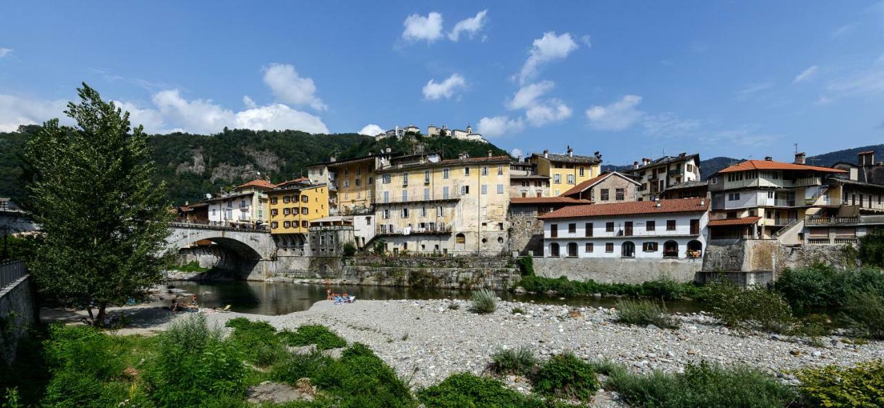 Al vicolo del Gallo Varallo Esterno foto
