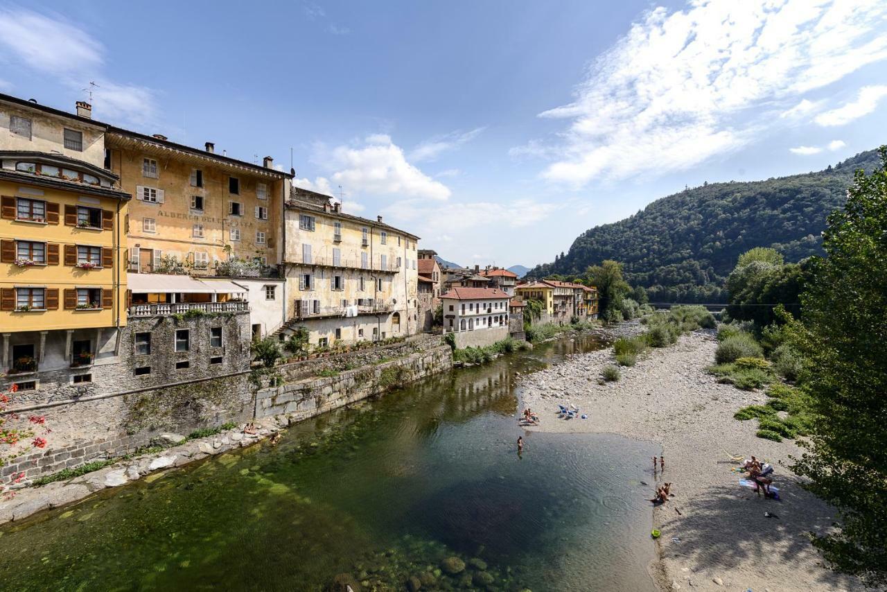 Al vicolo del Gallo Varallo Esterno foto