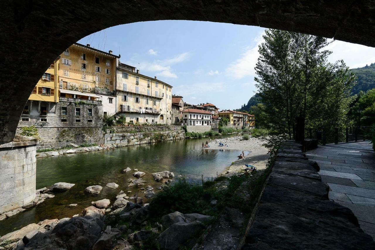 Al vicolo del Gallo Varallo Esterno foto