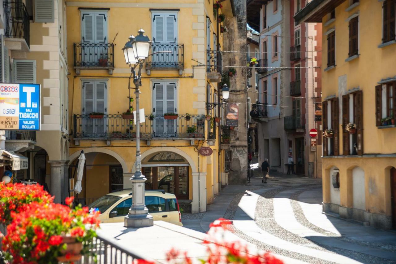 Al vicolo del Gallo Varallo Esterno foto